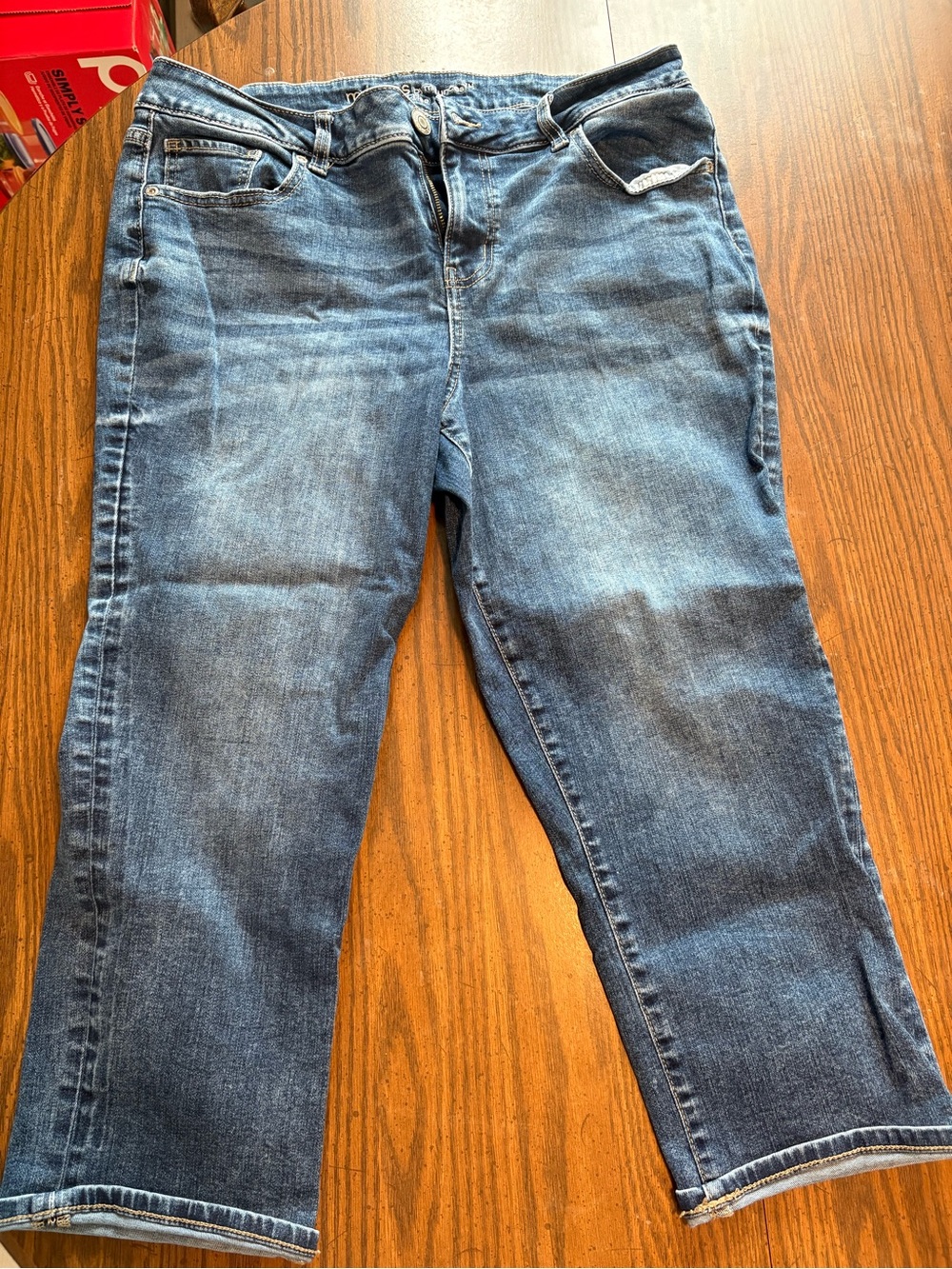 Maurices Women's Medium-Dark Blue Capri Straight Jeans Size 16